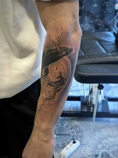 Wood Tattoo kadın portresi dövme çalışması